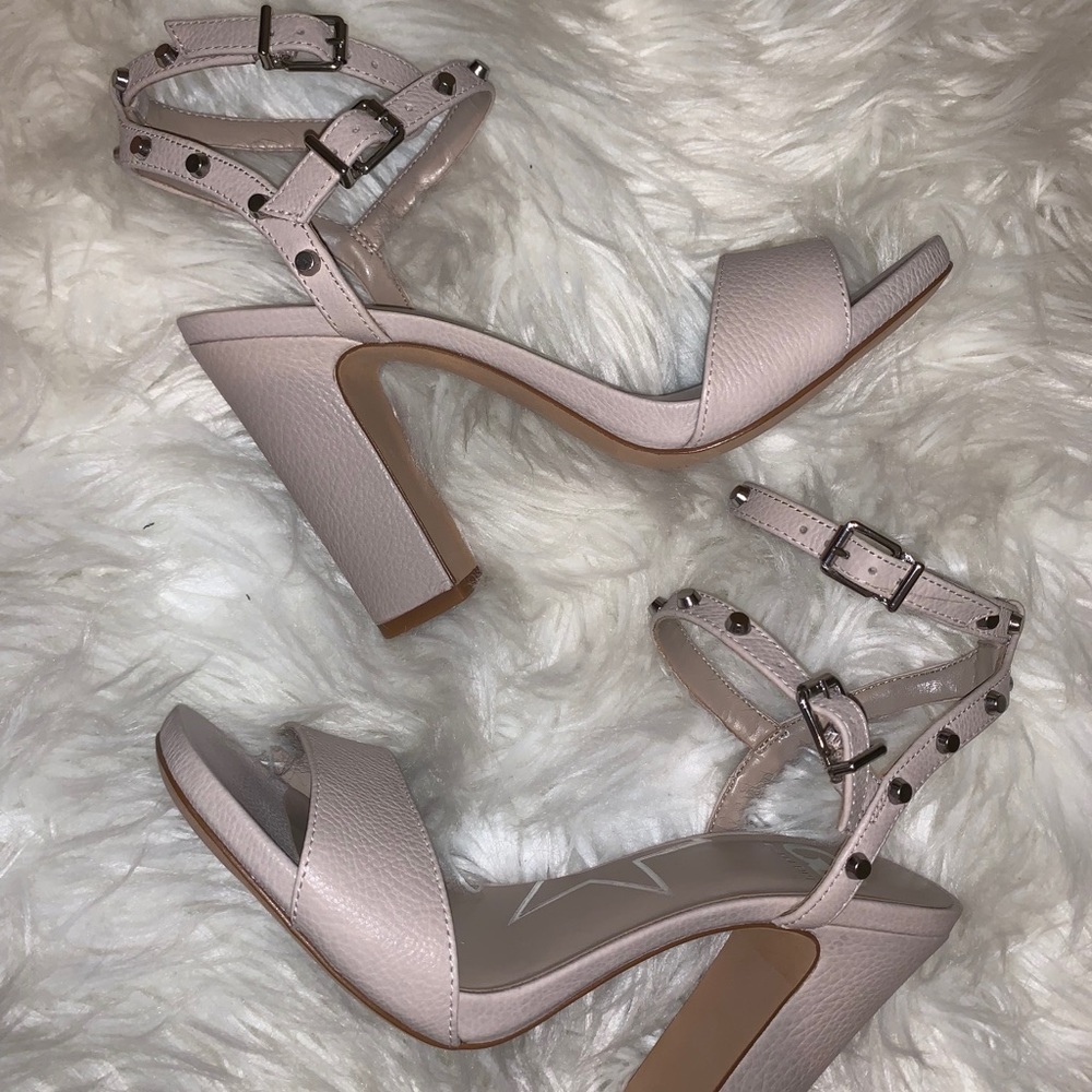 Gianni Bini heels